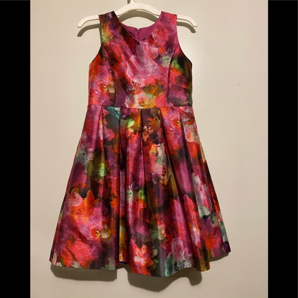 Girl’s dress